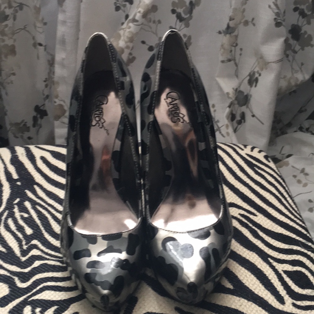 Leopard platform pumps